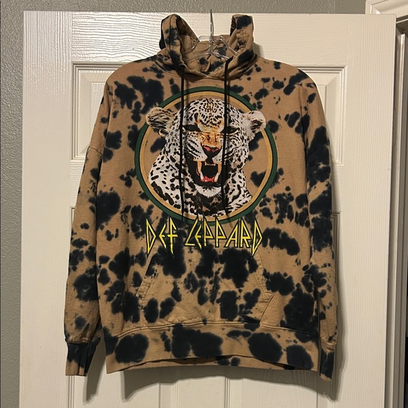 Def Leppard Other - Def Leppard Tan and Black Graphic Hoodie